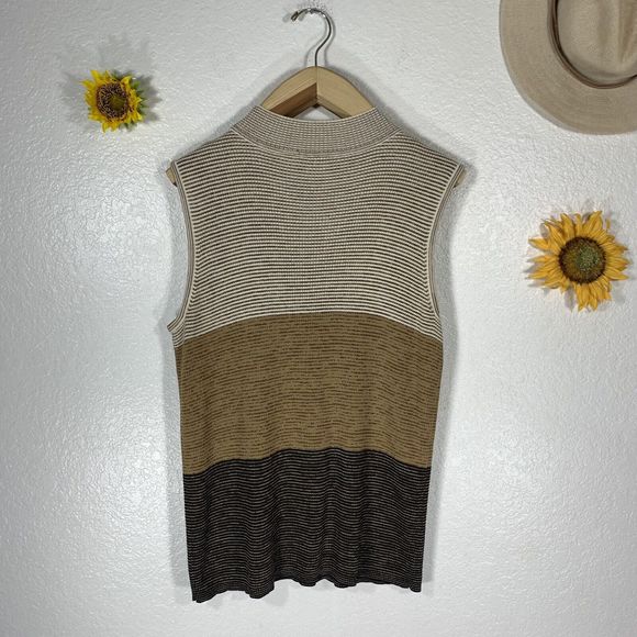 Emma James Mock Neck Sleeveless Top Size 1/1X Womens - Picture 5 of 6